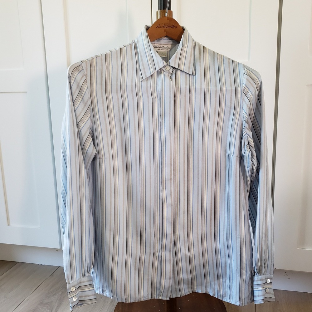 Brooks Brothers Dress Shirt Womens 10 Blue Silk Blouse Striped Button Up Career